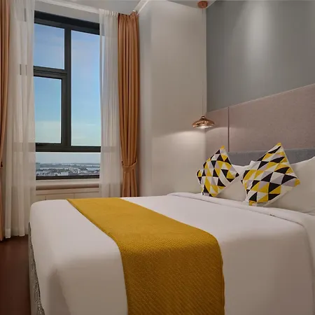 The Peninsula Phnom Penh Hotel Exterior photo