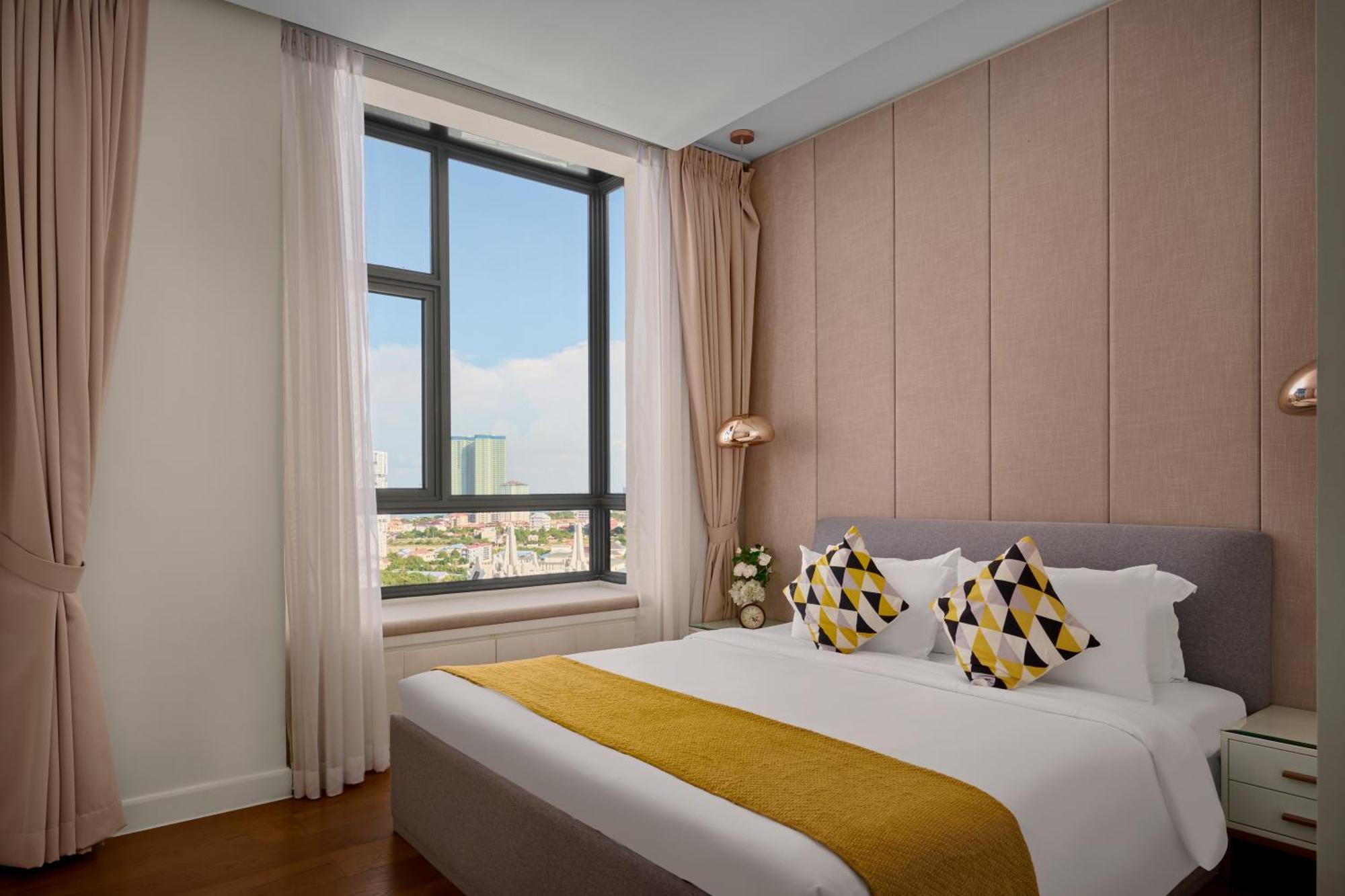 The Peninsula Khách sạn 4*