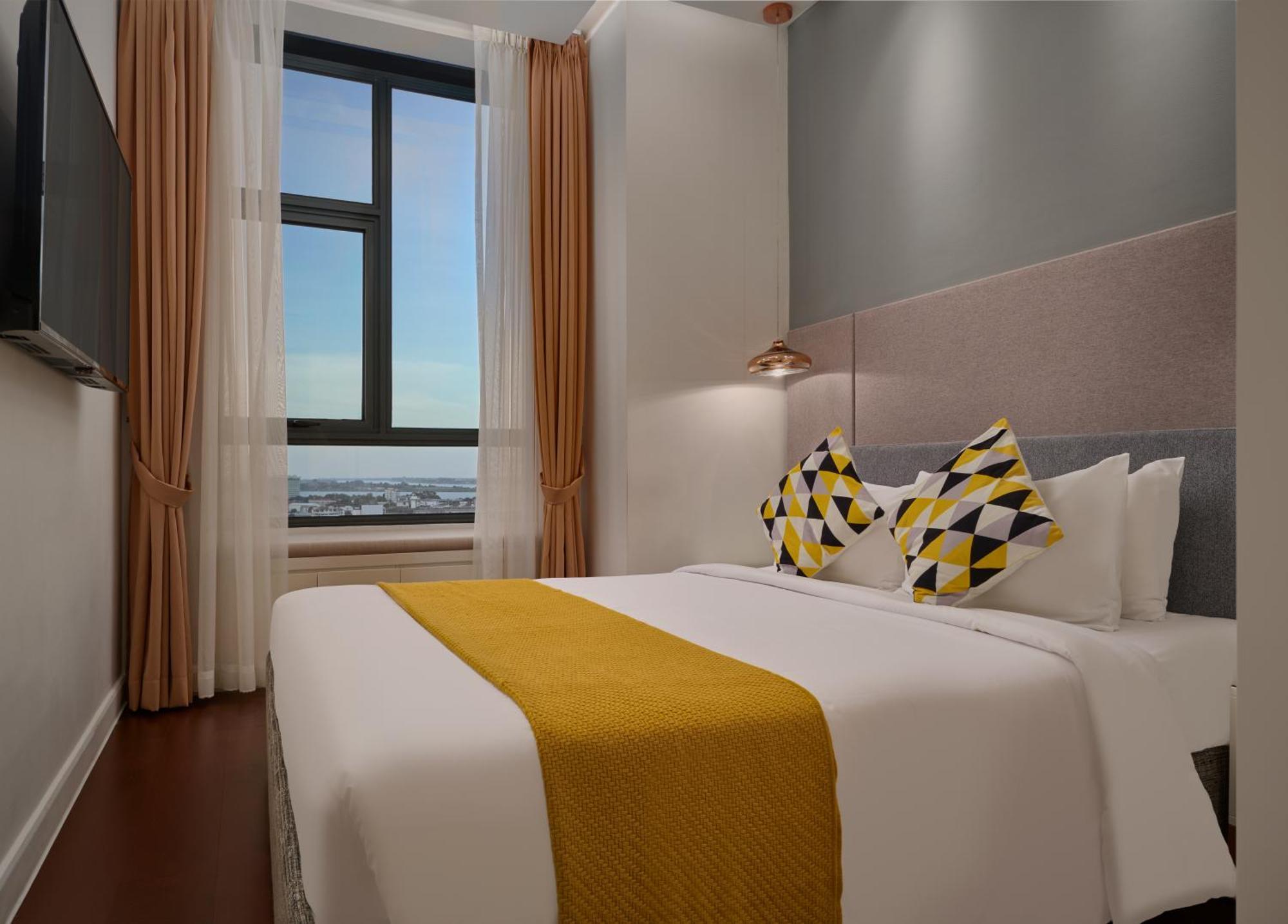 The Peninsula 4*